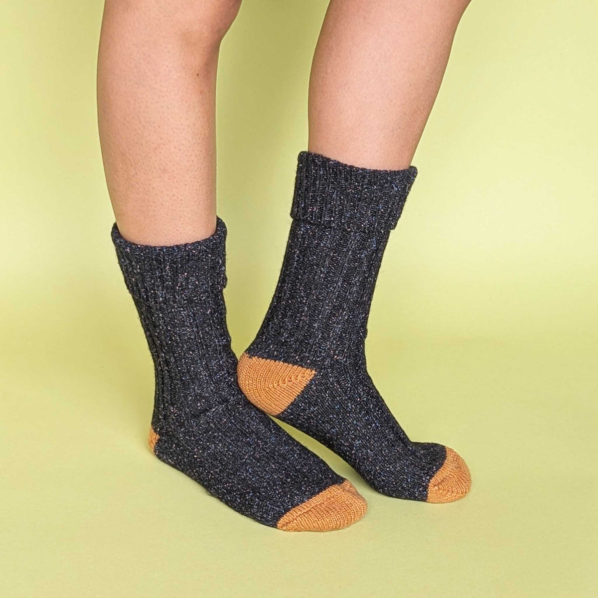 Recycled Lambswool & Silk Ribbed Socks (+colours)
