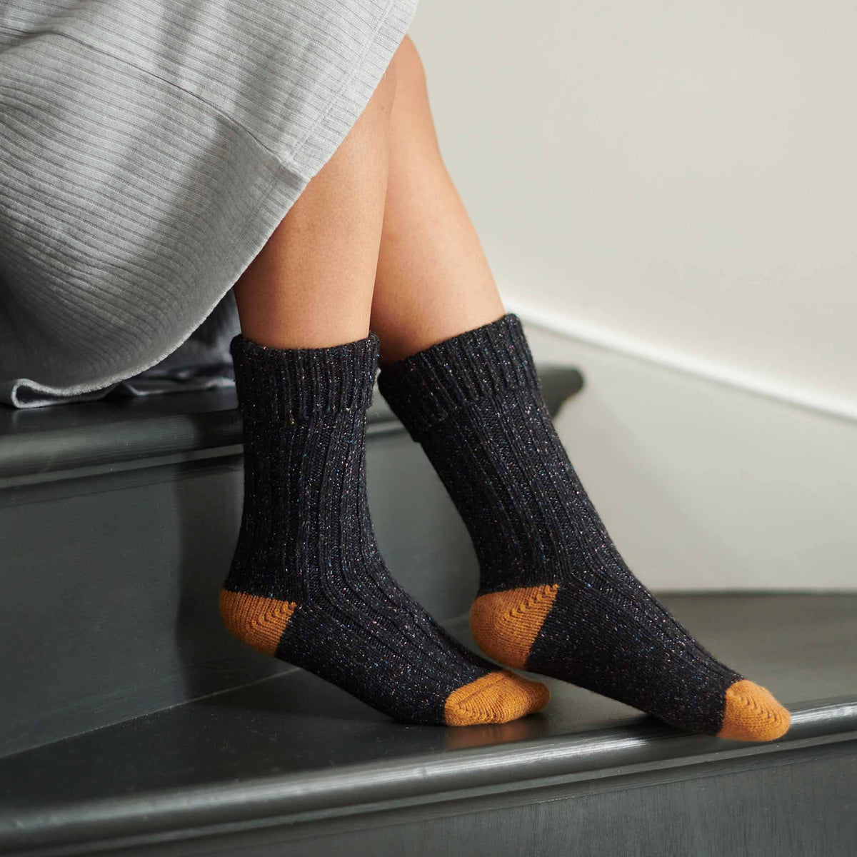 Recycled Lambswool & Silk Ribbed Socks (+colours)