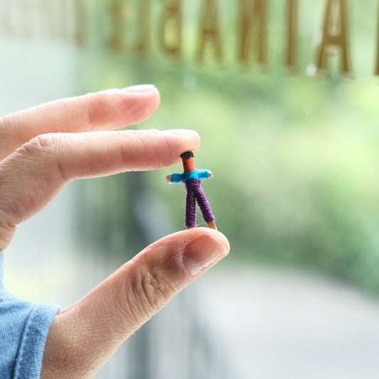 Set of 6 Small Traditional Guatemalan Worry Dolls