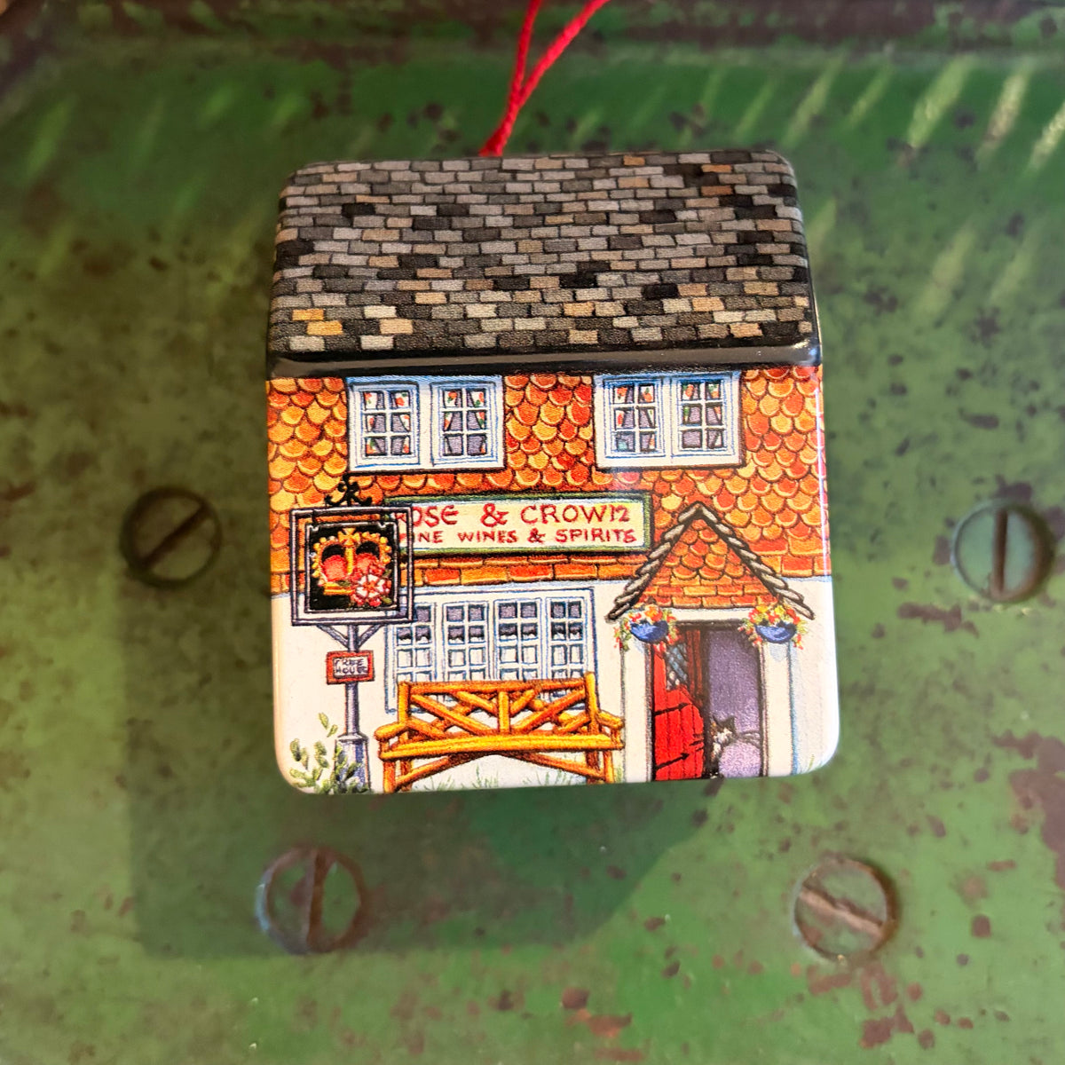 Bakery design sweetie tin by Dana Kubick