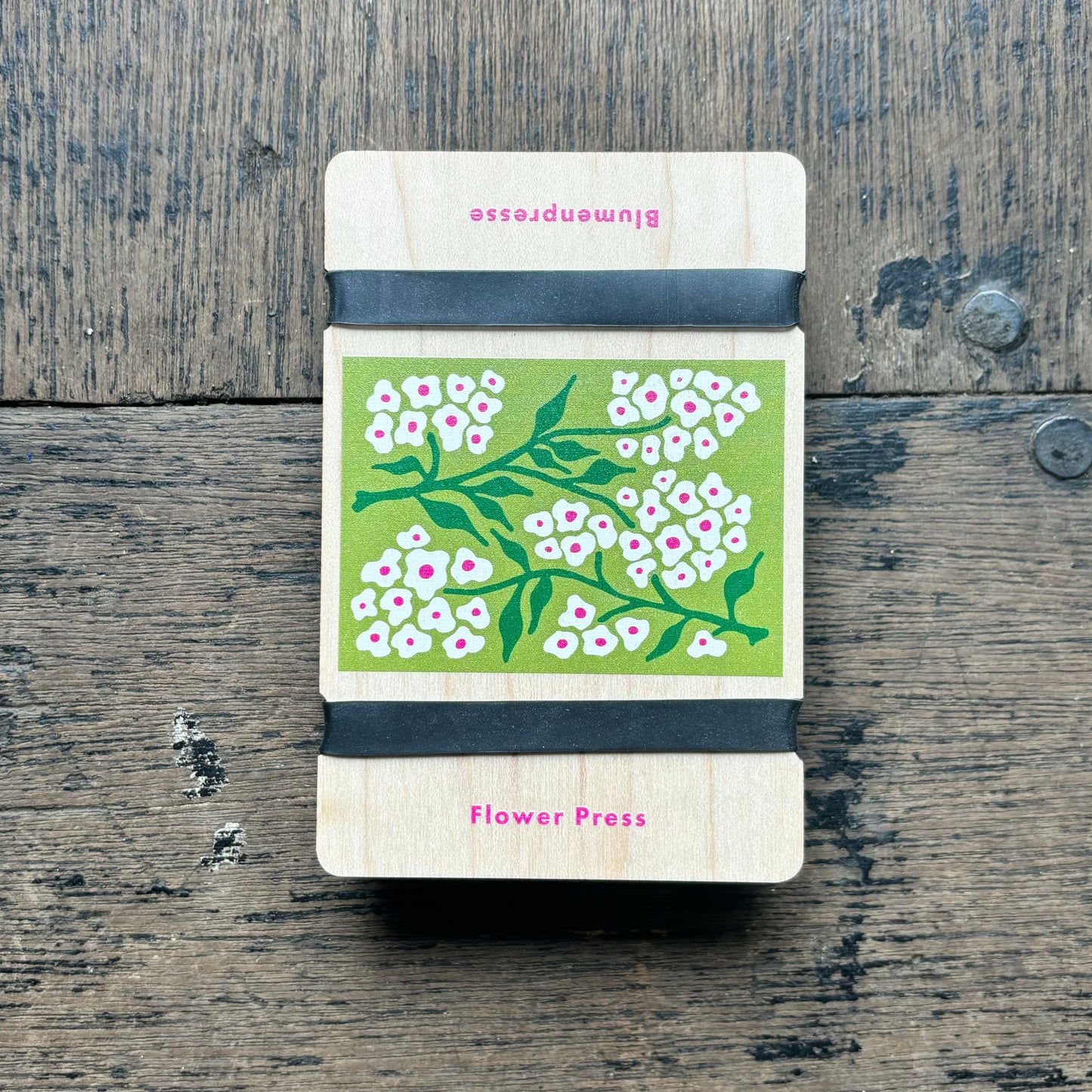 Pocket Flower Press By Studio Wald