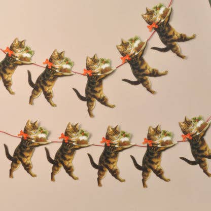 Mamelok Christmas garland of embossed cats carrying Christmas puddings