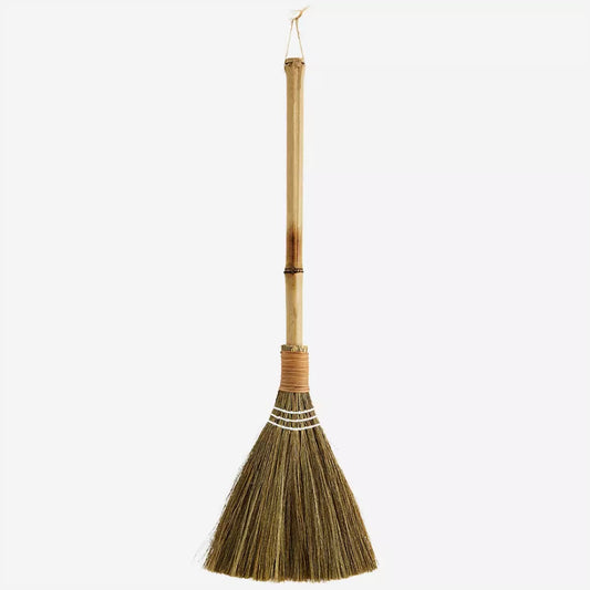 Broom glasgow scotland 