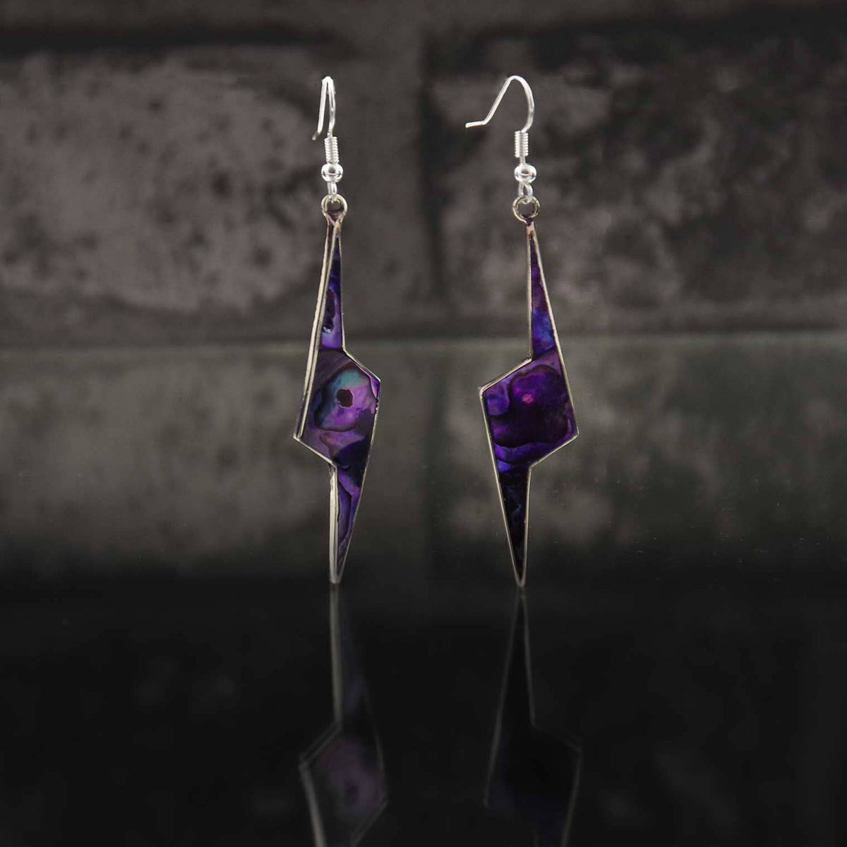 Detail of the inlay on Rayo Tinto thunderbolt earrings