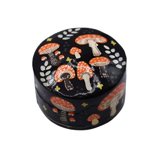 Mini Toadstool Trinket Box – Hand-Painted Papier Mâché