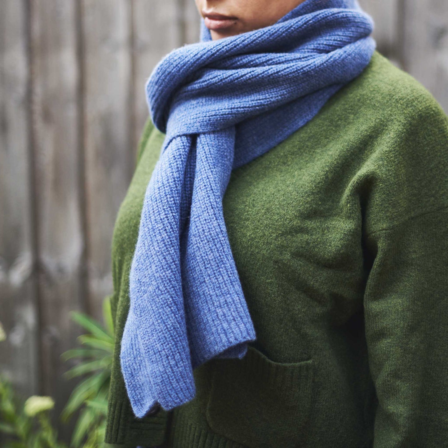 100% wool scarf blue 